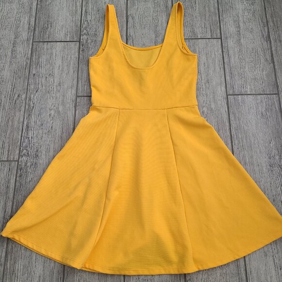 H&M Divided women's mustard yellow ribbed sleeveless dress size 6 - Picture 8 of 8